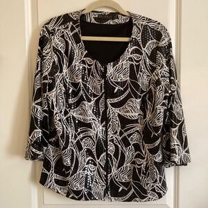 Picadilly Fashion Black and White Graphic 3/4 Sleeve Blouse/Jacket